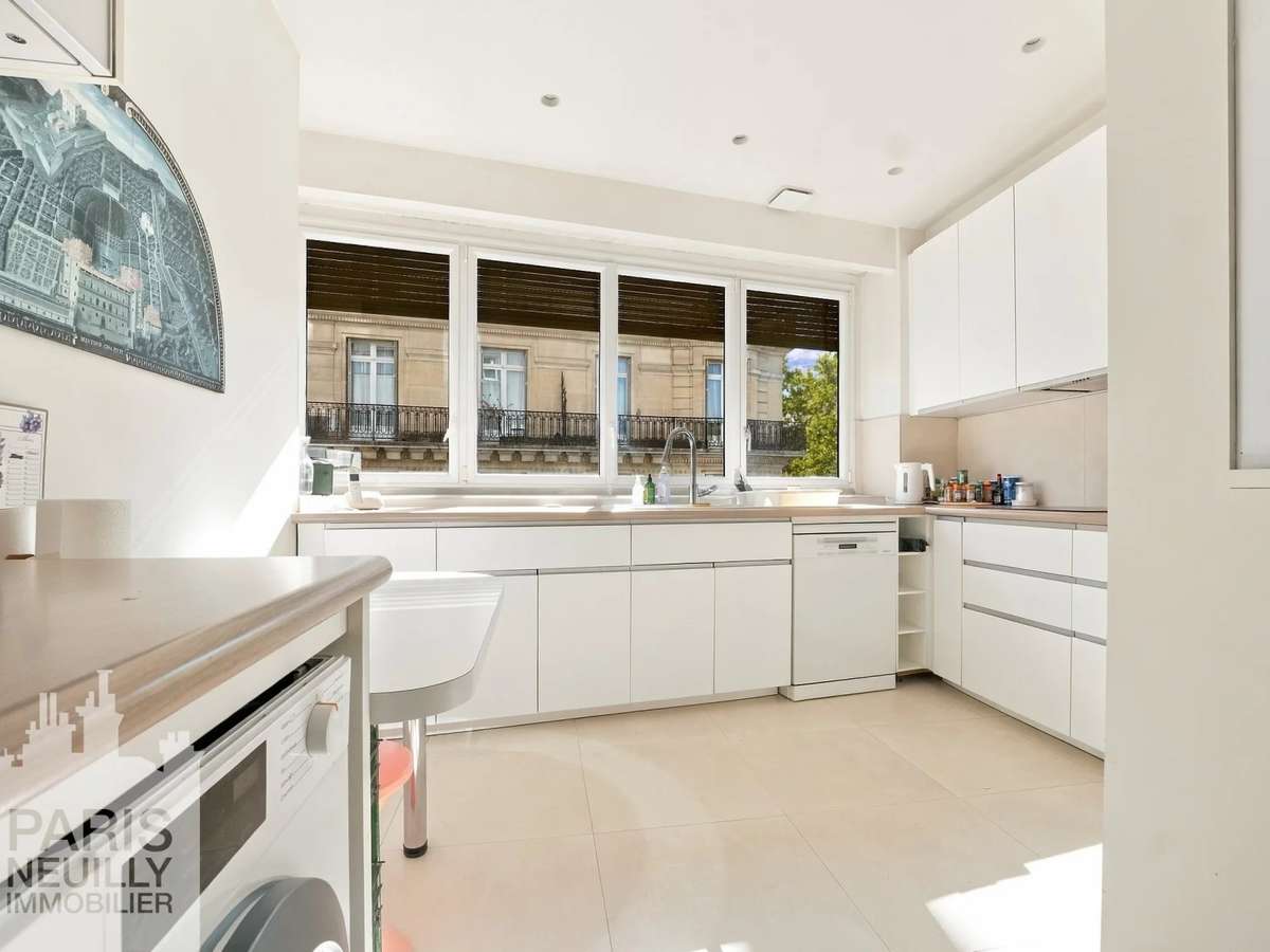 Apartment Paris 16e
