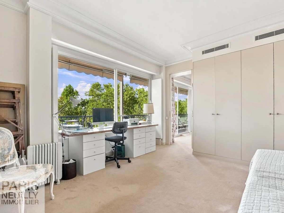Apartment Paris 16e