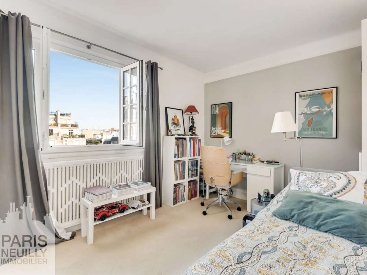 Apartment Paris 16e