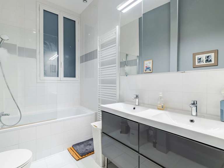 Appartement Paris 17e - 4 chambres - 124m²
