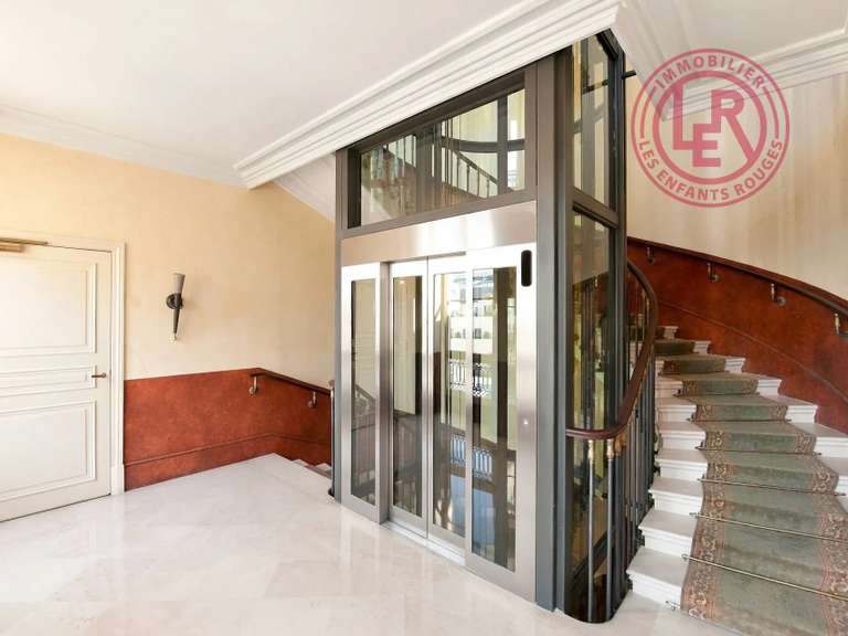 Appartement Paris 6e - 4 chambres - 208m²