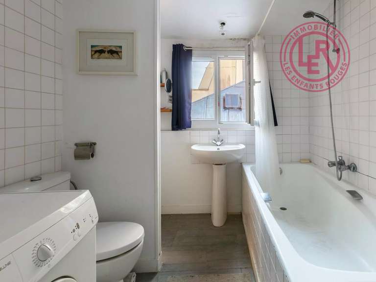 Appartement Paris 10e - 1 chambre - 86m²