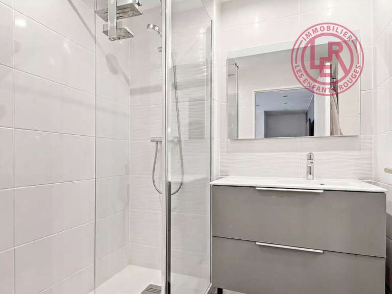 Appartement Paris 10e - 1 chambre - 44m²