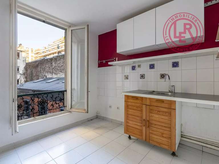 Appartement Paris 11e - 4 chambres - 91m²