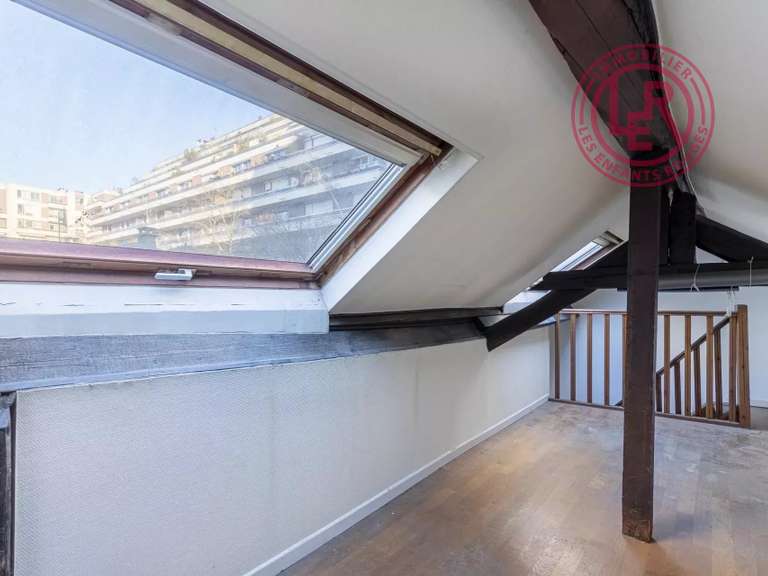 Appartement Paris 11e - 4 chambres - 91m²