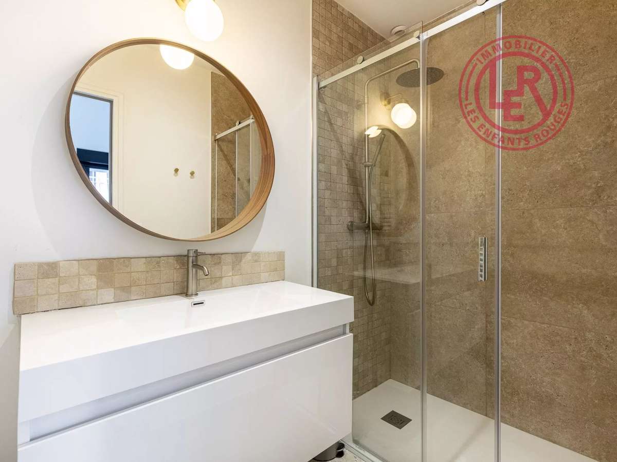 Apartment Paris 11e