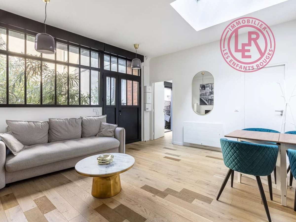 Apartment Paris 11e