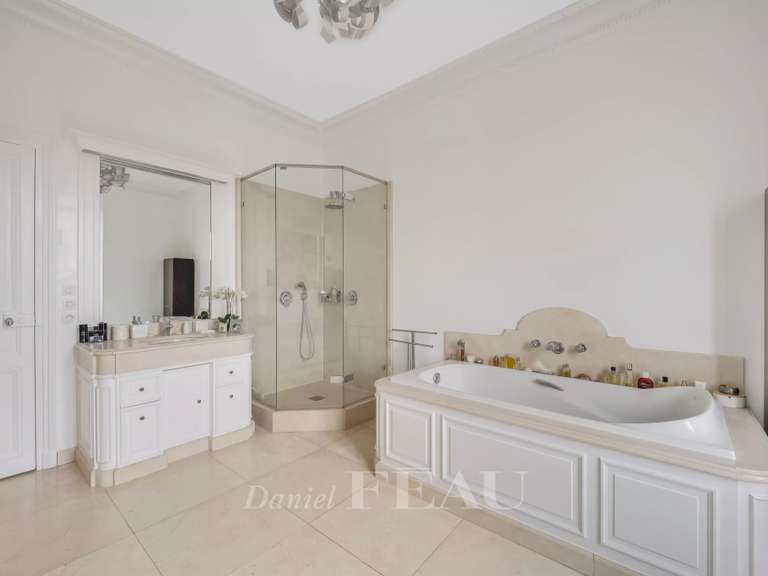 Appartement Le Chesnay - 4 chambres - 271m²
