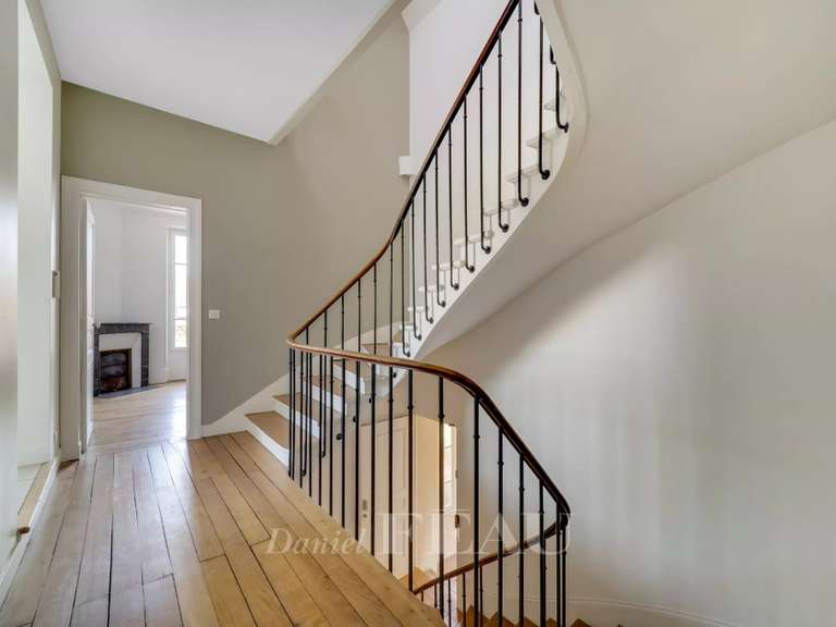 Appartement Le Chesnay - 7 chambres - 218m²