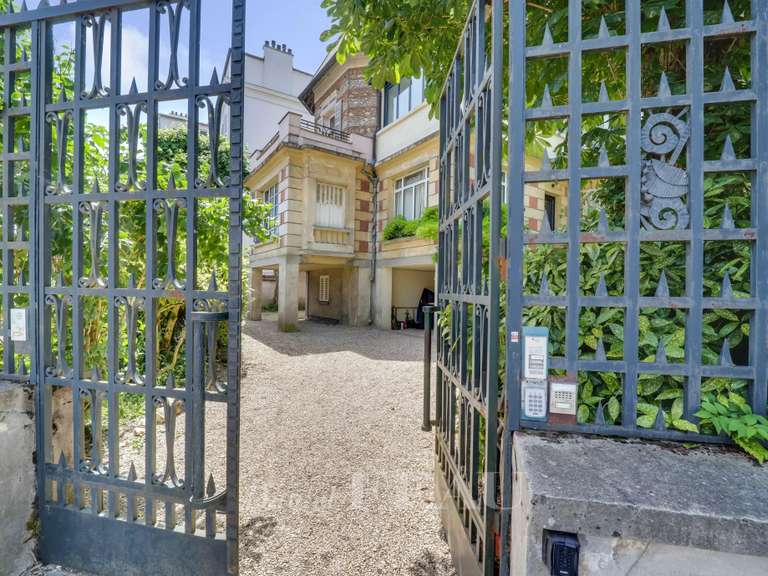 Appartement Le Chesnay - 7 chambres - 218m²