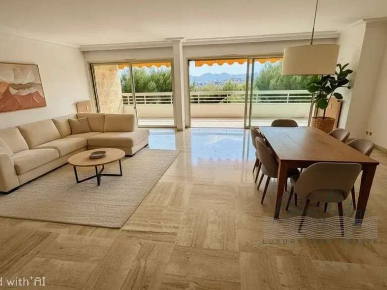 Appartement Le Cannet - 3 chambres - 140m²