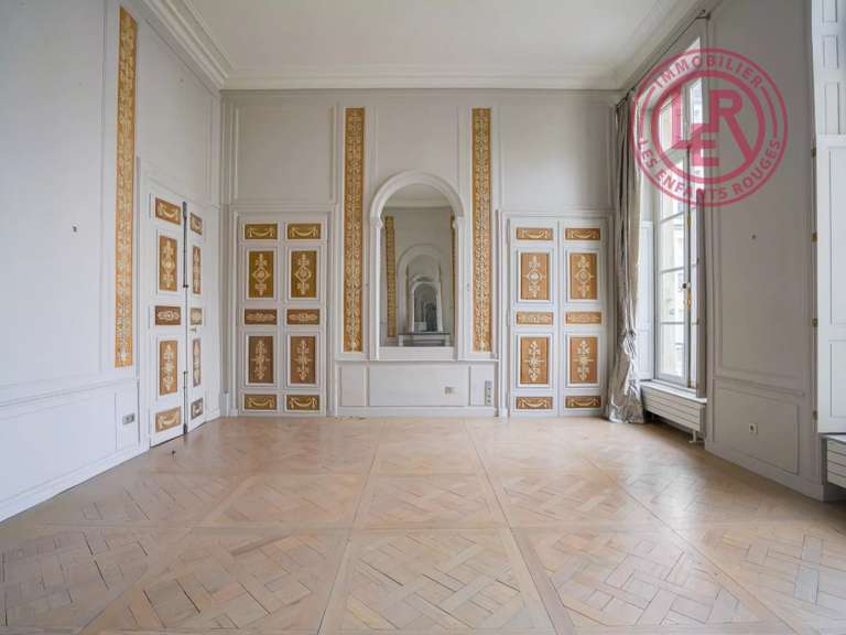 Appartement Paris 3e - 3 chambres - 133m²