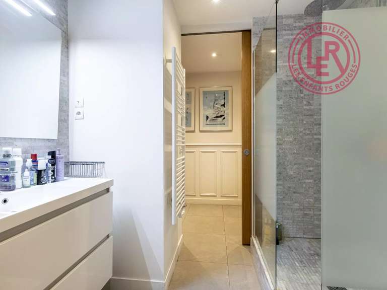 Appartement Paris 3e - 1 chambre - 69m²