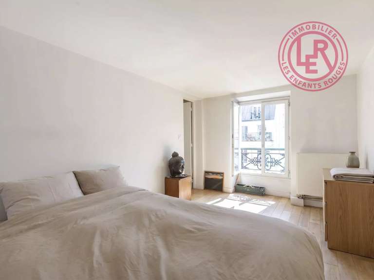 Appartement Paris 10e - 3 chambres - 90m²