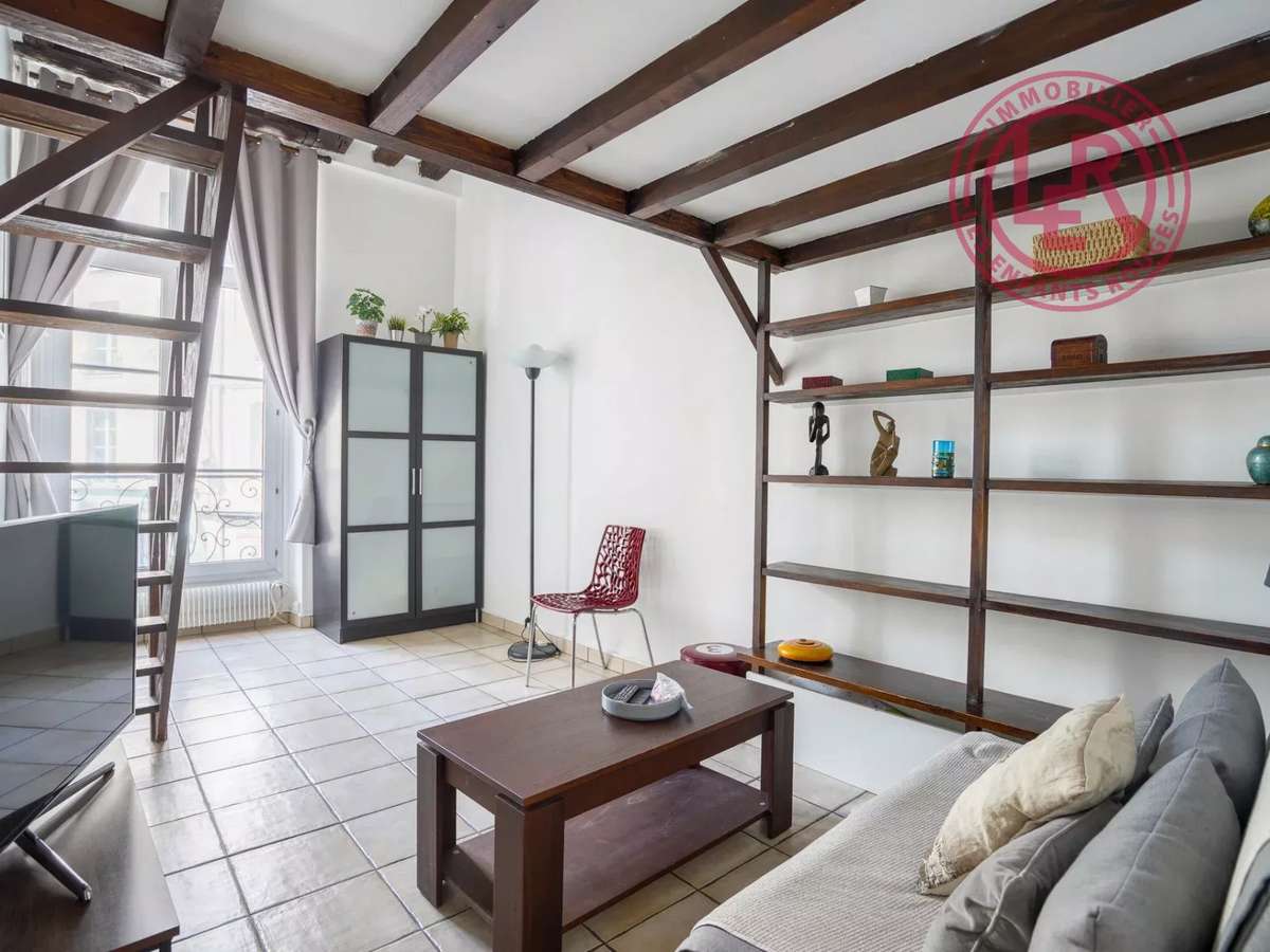 Apartment Paris 3e
