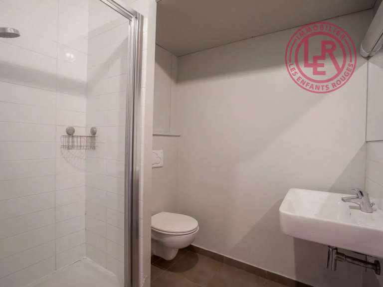 Appartement Paris 11e - 5 chambres - 130m²