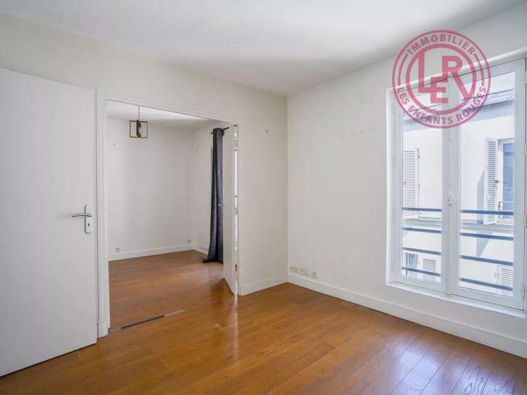 Appartement Paris 11e - 5 chambres - 130m²