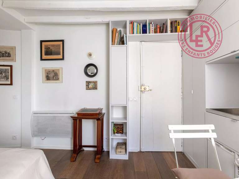 Appartement Paris 3e - 16m²