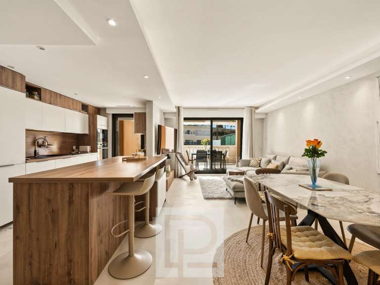 Apartment Le Cannet - 3 bedrooms - 96m²