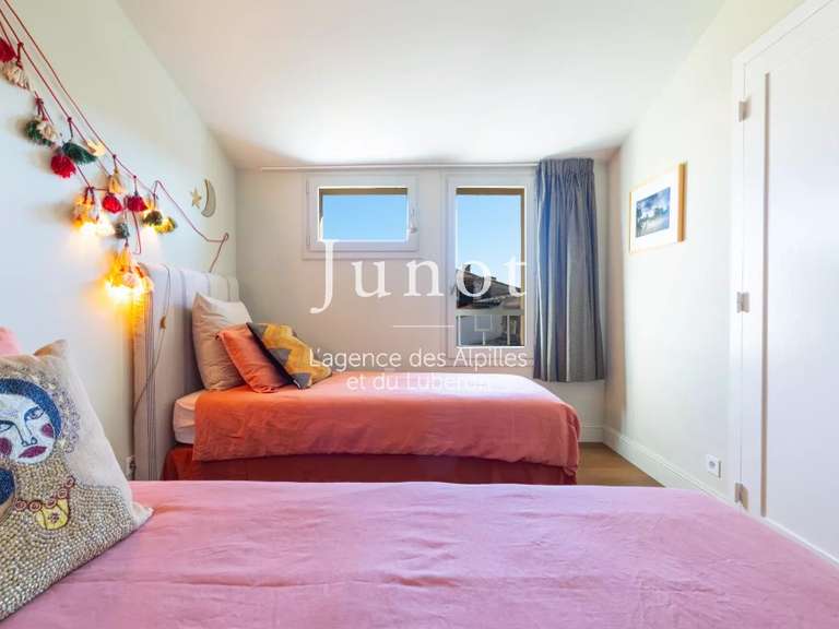 Appartement L'Isle-sur-la-Sorgue - 3 chambres - 160m²
