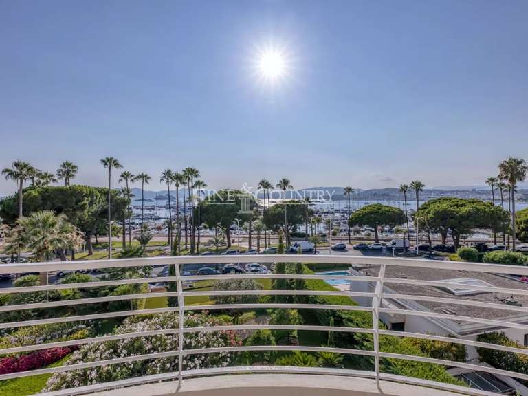 Apartment with Sea view Cannes - 3 bedrooms - 112m²