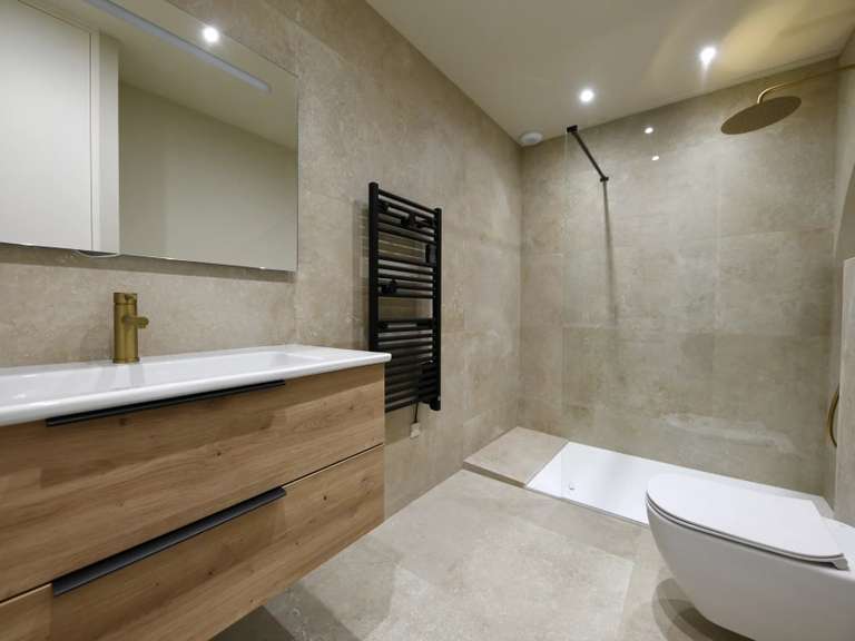 Appartement Uzès - 2 chambres - 91m²