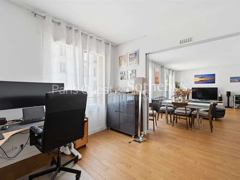 Apartment Neuilly-sur-Seine - 3 bedrooms - 110m²