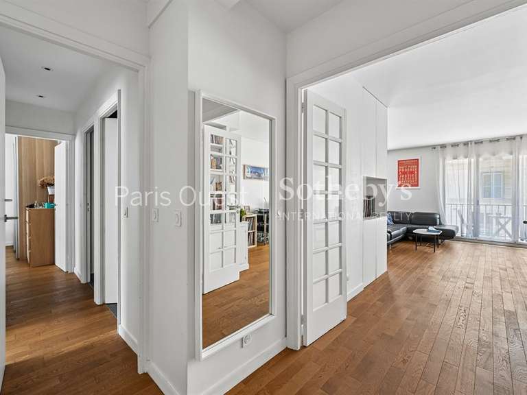Apartment Neuilly-sur-Seine - 3 bedrooms - 110m²