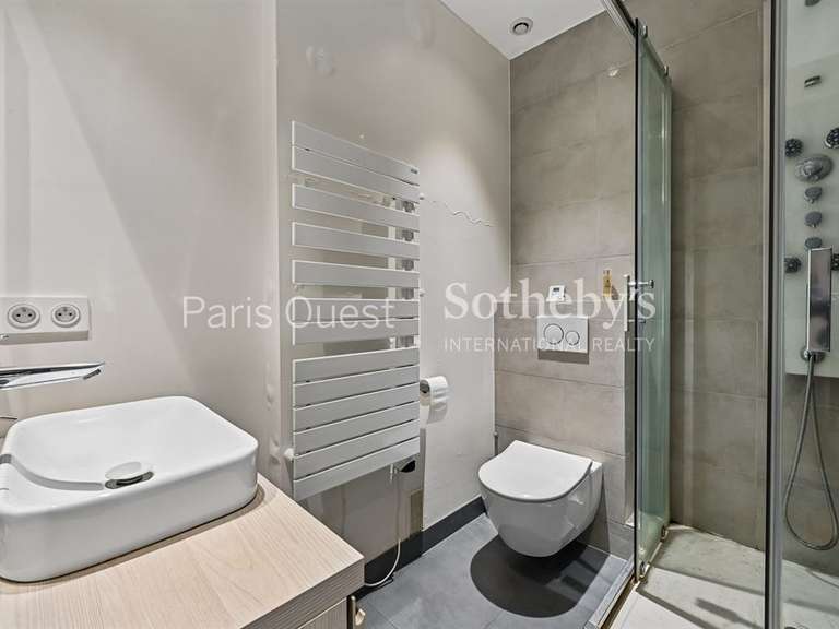 Apartment Neuilly-sur-Seine - 3 bedrooms - 110m²