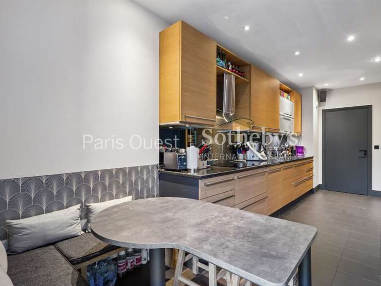 Apartment Neuilly-sur-Seine - 3 bedrooms - 150m²