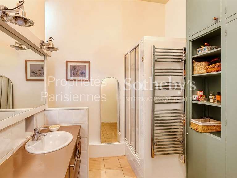 Appartement Paris 6e - 3 chambres - 145m²