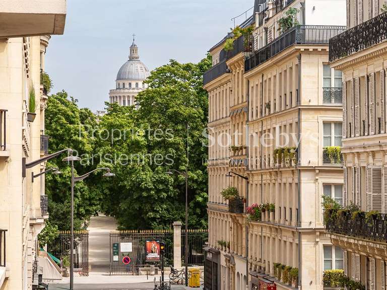 Appartement Paris 6e - 3 chambres - 145m²