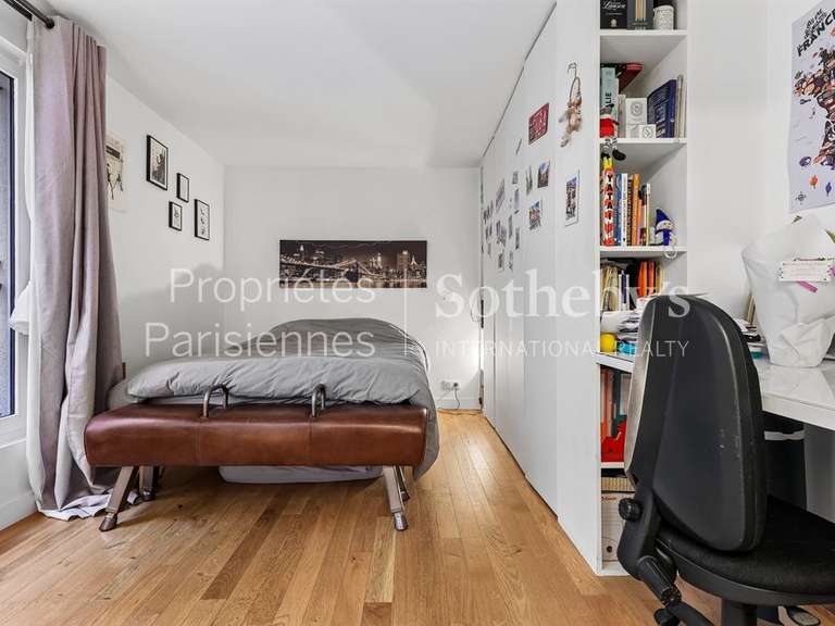 Appartement Paris 1er - 3 chambres - 126m²
