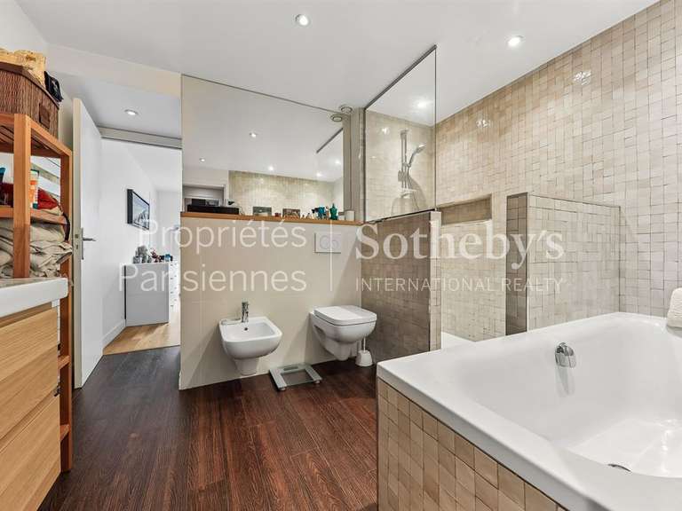 Appartement Paris 1er - 3 chambres - 126m²