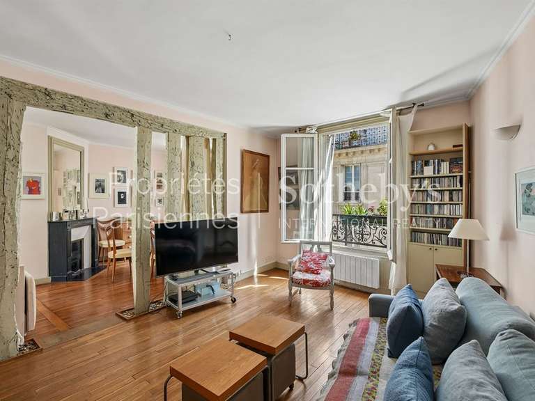 Appartement Paris 1er - 1 chambre - 66m²