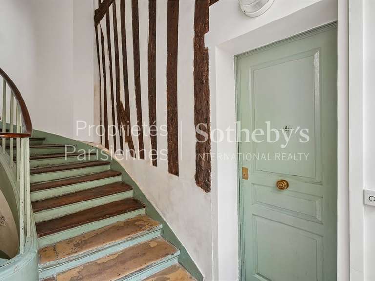 Appartement Paris 1er - 1 chambre - 66m²