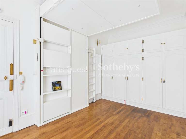 Appartement Paris 17e - 2 chambres - 70m²