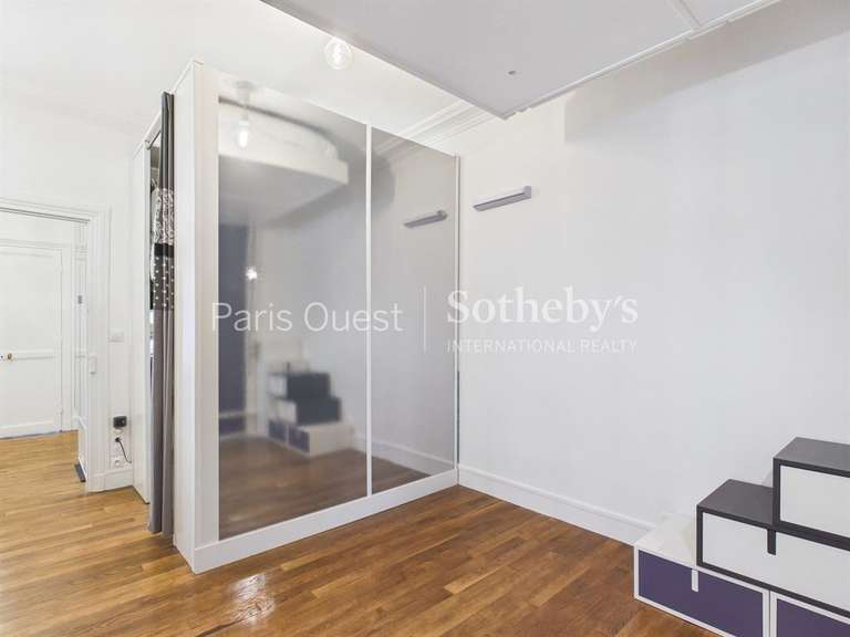 Appartement Paris 17e - 2 chambres - 70m²