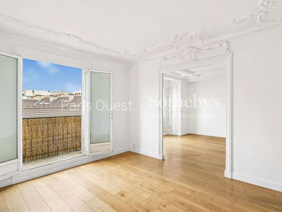 Apartment Paris 17e