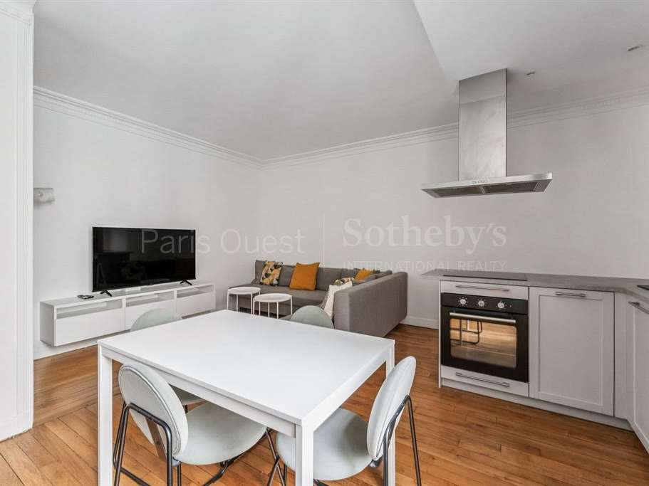 Apartment Paris