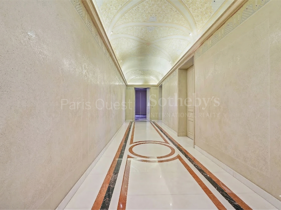 Apartment Paris 16e