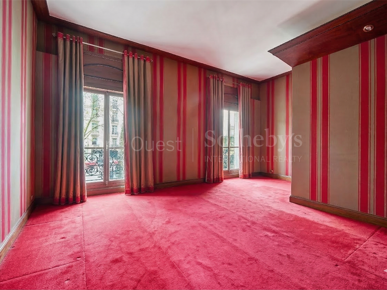 Apartment Paris 16e - 3 bedrooms - 240m²