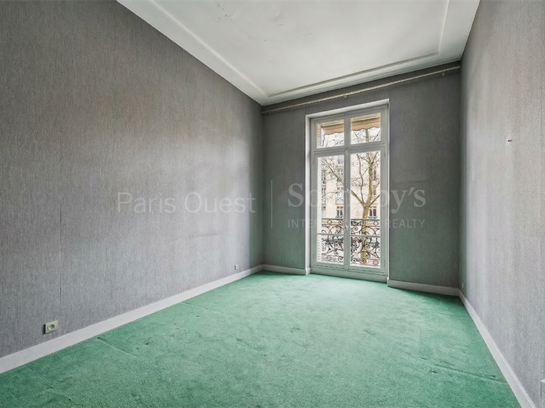 Apartment Paris 16e - 3 bedrooms - 240m²