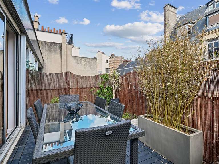 Appartement Paris 16e - 1 chambre - 66m²