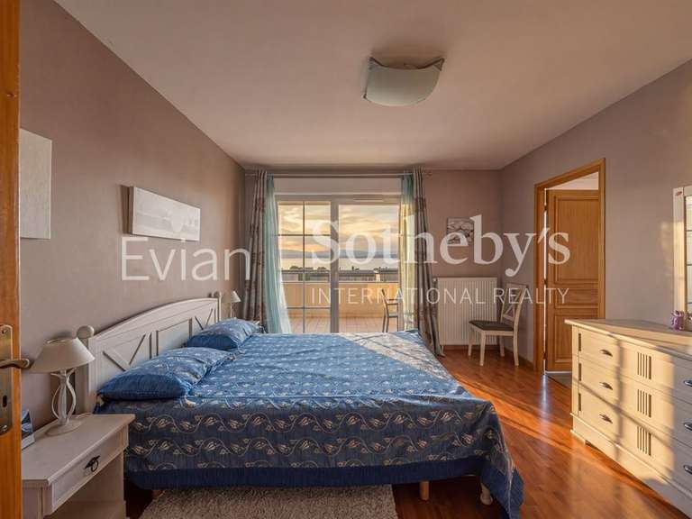 Appartement Évian-les-Bains - 3 chambres - 120m²