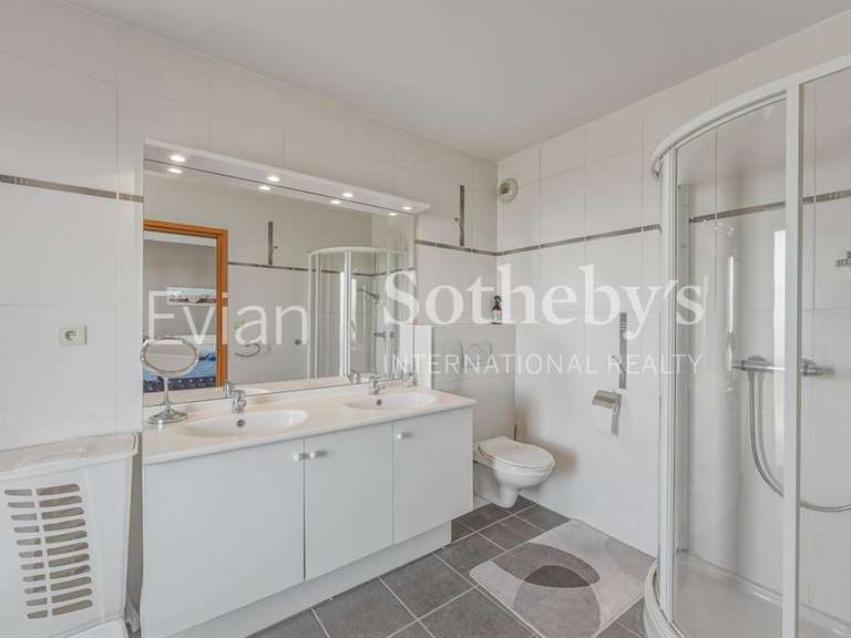 Appartement Évian-les-Bains - 3 chambres - 120m²