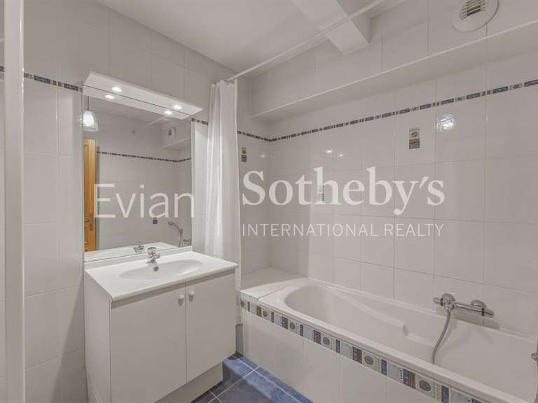Appartement Évian-les-Bains - 3 chambres - 120m²