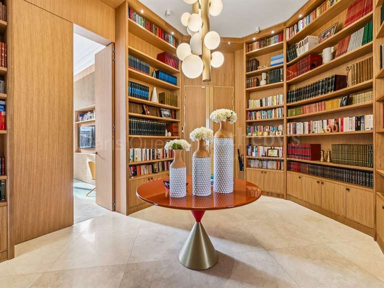 Appartement Paris - 2 chambres - 166m²