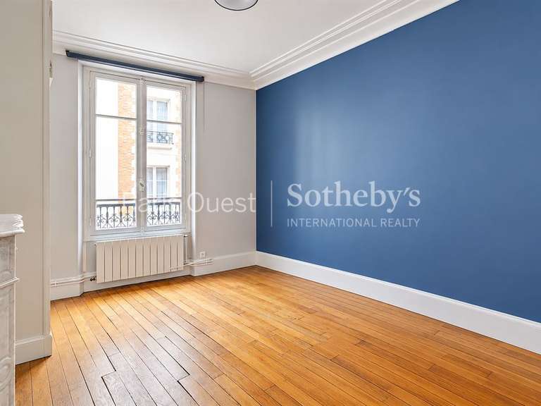 Appartement Paris 16e - 4 chambres - 129m²