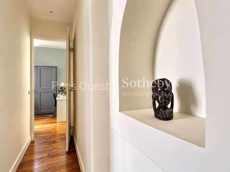 Appartement Paris 16e - 4 chambres - 129m²